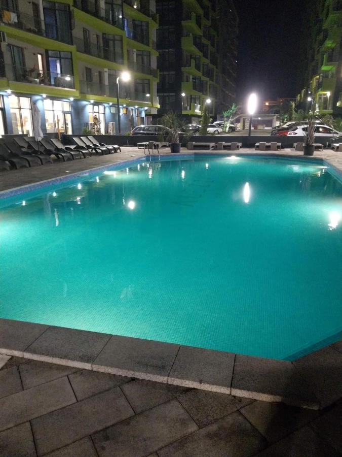 Umi Apartment Alezzi Resort นาโวดาริ ภายนอก รูปภาพ